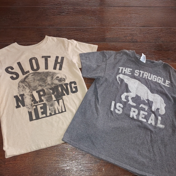 Boys funny shirt Lot of 2 sloth Dinosaur gamer naps youth medium